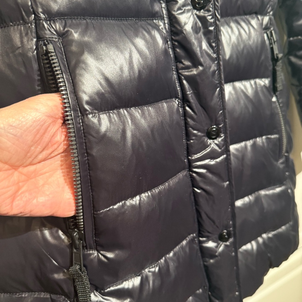 NWOT S13 Chelsea Women's Black Shiny Puffer Jacket with Faux Fur Trim - Picture 14 of 16
